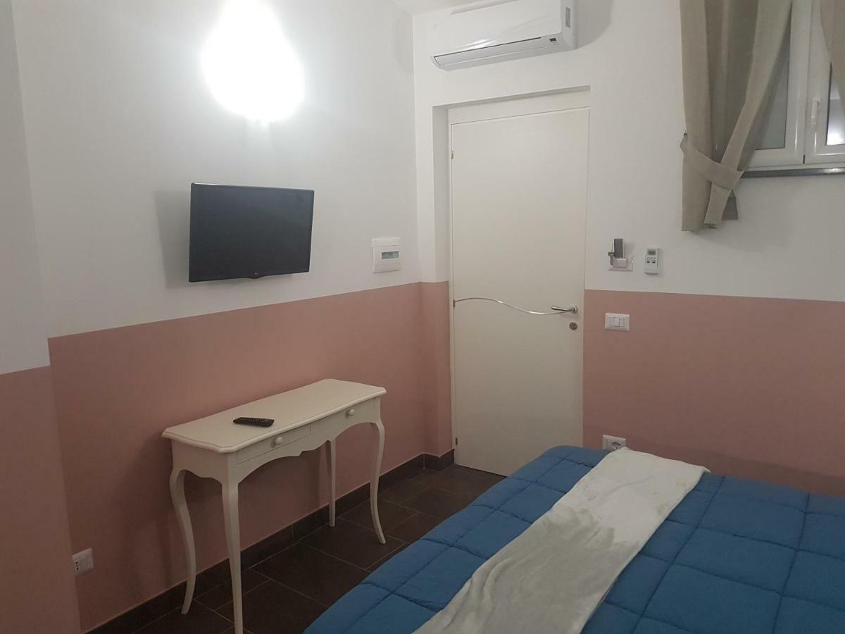Bed and Breakfast Gradoni Di Chiaia Twenty Three Neapol Exteriér fotografie